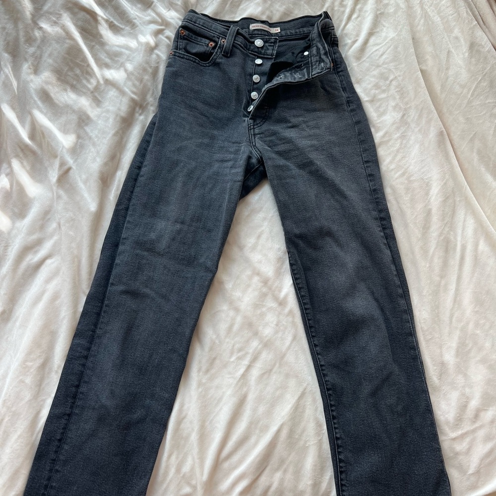 Levi's Dark Gray Women's Ankle Jeans